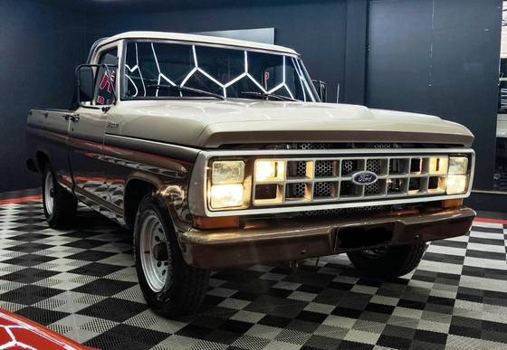 FORD F-1000 3.9 SUPER SÉRIE 4X2 CS 8V TURBO DIESEL 2P MANUAL